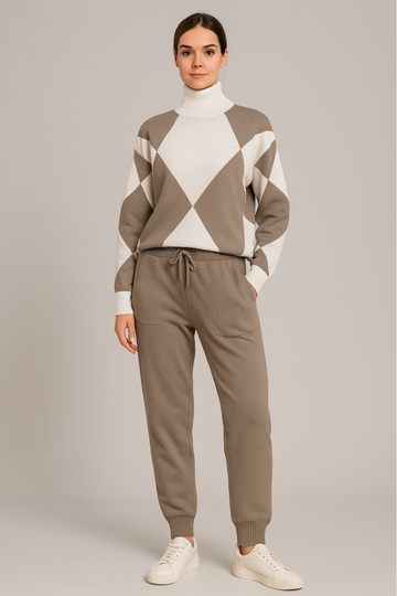 Ensemble 2 pièces- pull col roulé et pantalon style graphique moderne