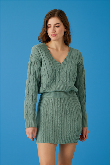 Ensemble pull jupe courte col V stylé automne hiver moderne MAX FOR ME