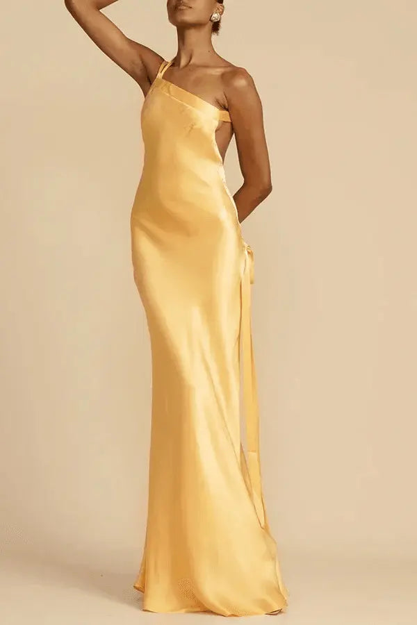 Robe Longue Clara – Dos Nu Satiné et Bretelles Asymétriques MAX for ME