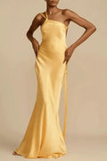 Robe Longue Clara – Dos Nu Satiné et Bretelles Asymétriques Jaune clair / XS MAX for ME
