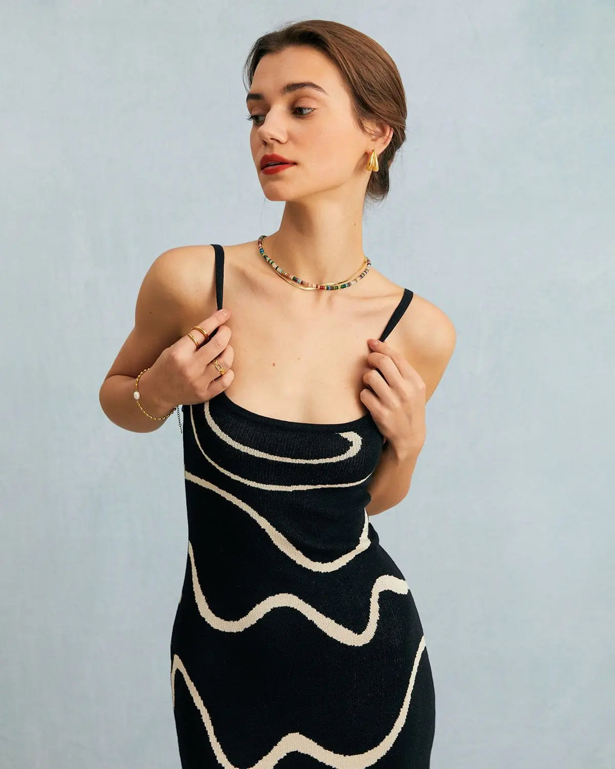 Robe Midi Femme Noire Bodycon en Coton et Modal avec Ourlet de Sirène - Élégante et Confortable MAX FOR ME