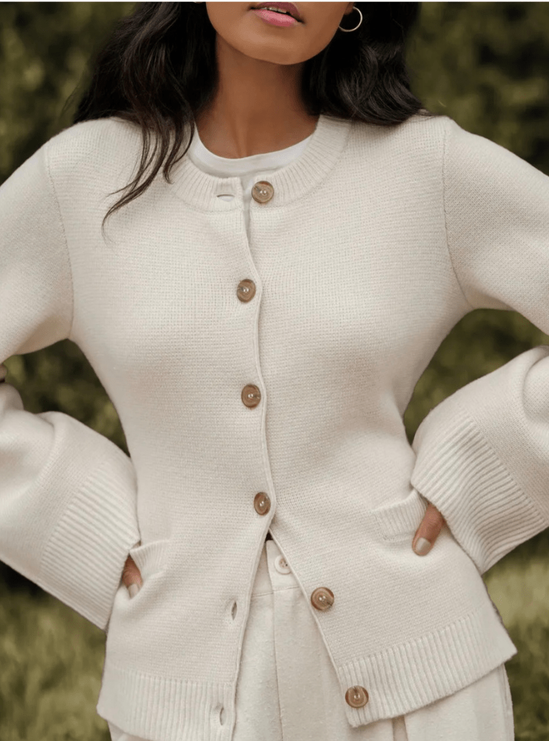 Cardigan ajusté à manches évasées - une élégance minimaliste - MAX FOR ME MAX FOR ME