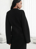 Cardigan ajusté à manches évasées - une élégance minimaliste - MAX FOR ME MAX FOR ME