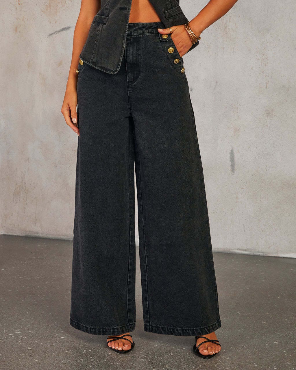 Ensemble deux pièces en jean – Gilet structuré et pantalon large stylé ensemble deux pièces