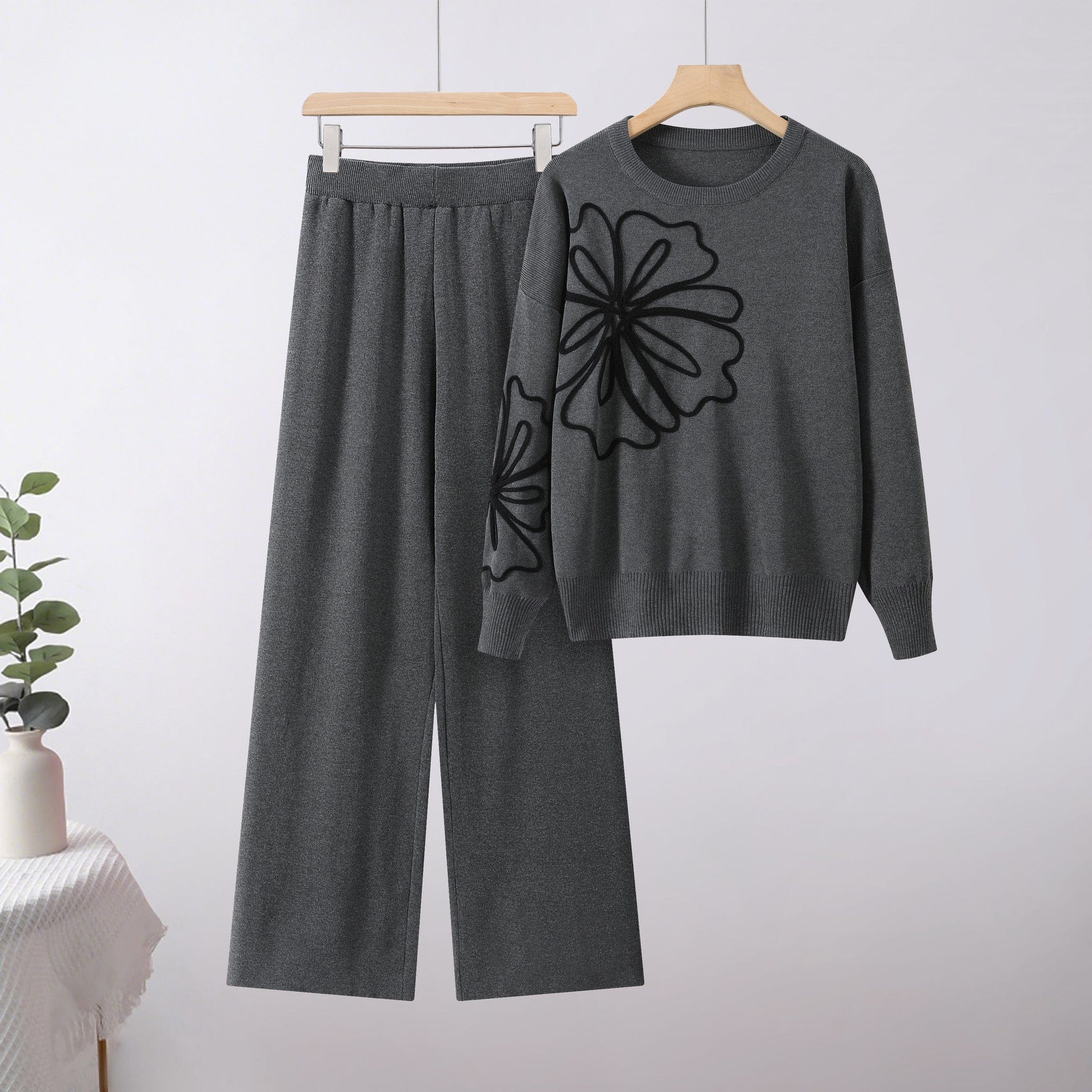 Ensemble pull à motif floral et pantalon ample - Confort cocooning et style bohème moderne MAX for ME