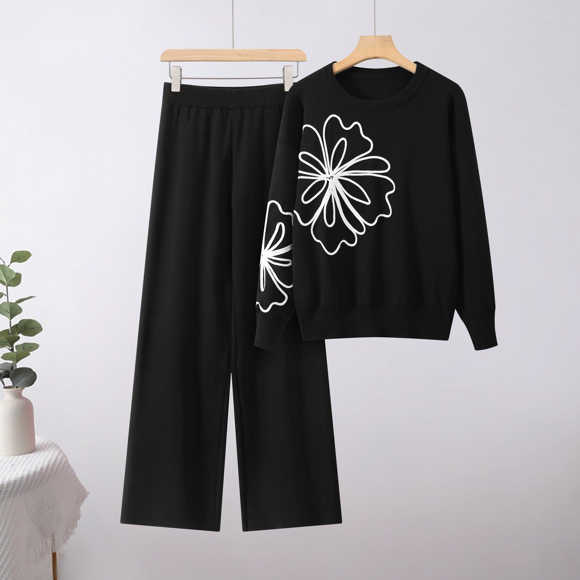 Ensemble pull à motif floral et pantalon ample - Confort cocooning et style bohème moderne Noir / S MAX for ME