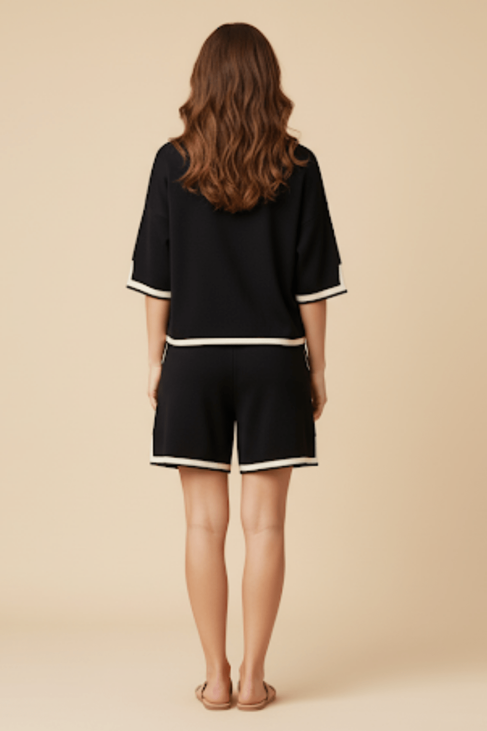 Ensemble short et t-shirt en maille - une allure chic et décontractée - MAX FOR ME MAX FOR ME