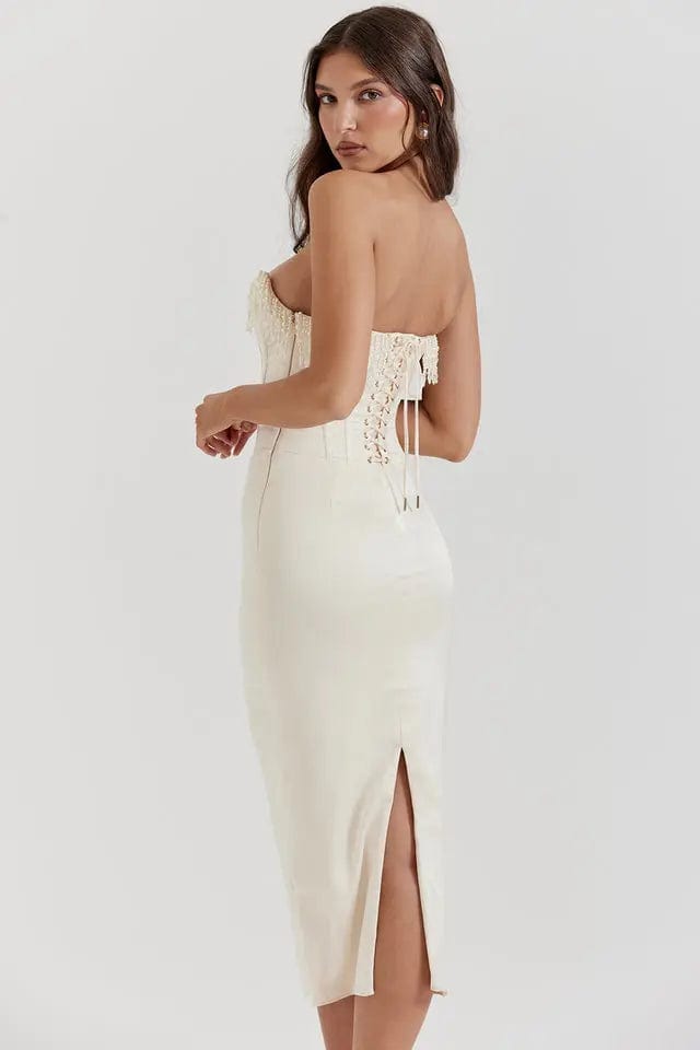 MAX for ME Robe Longue Satinée avec Perles et Dos Lacé