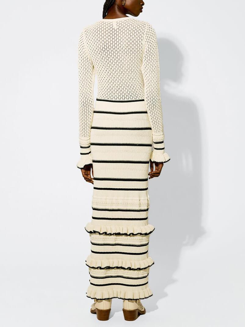 Robe maxi à rayures texturées – manches longues et détails volantés MAX FOR ME