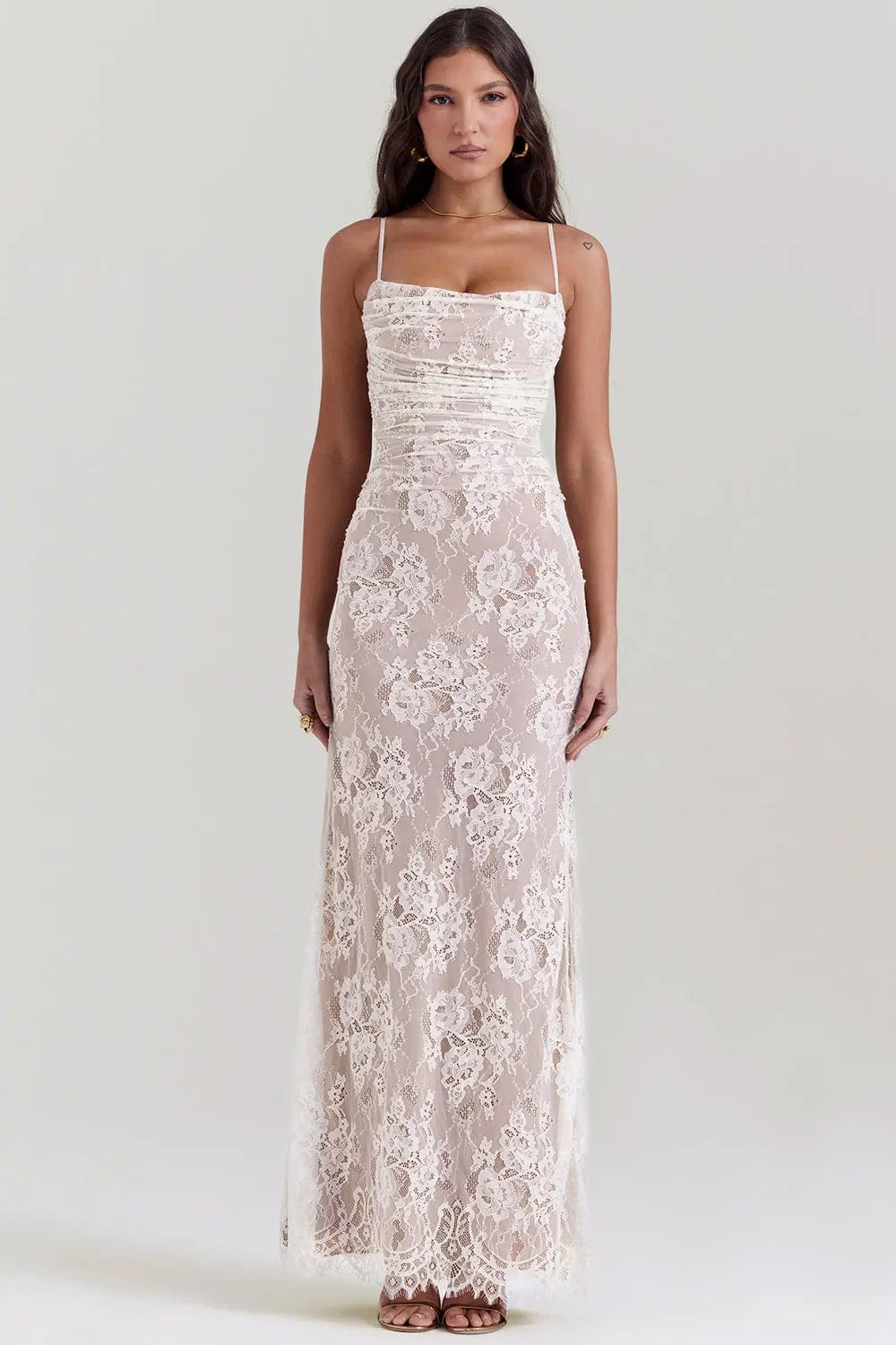MAX for ME Robe Maxi Adèle en Dentelle transparent avec Corsage et Dos Lacé