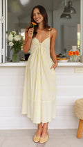 Robe maxi rayée à bretelles fines – Élégance estivale fluide MAX FOR ME
