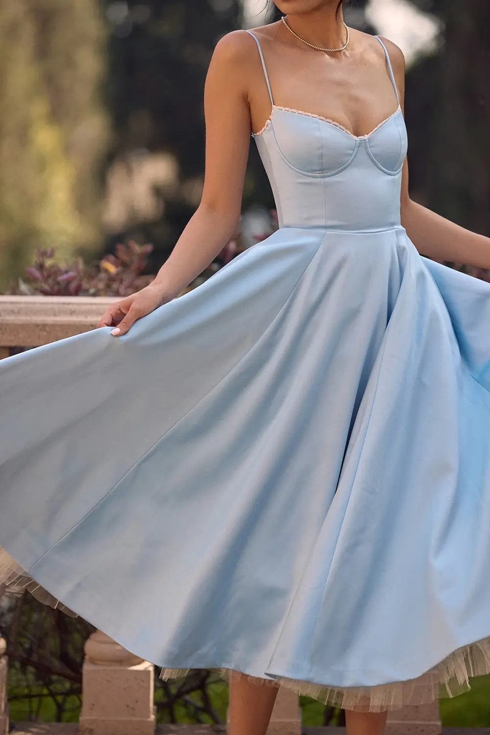 MAX for ME Robe midi Clara en satin duchesse avec corsage et jupe en tulle