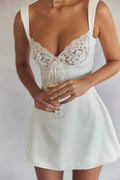 MAX for ME robes Robe mini Juliette en satin avec bonnets en dentelle – Sensualité et douceur