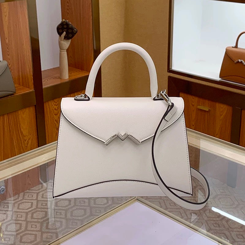 Sac Kelly M leather clasp signature exclusive accessible luxury - MAX FOR ME