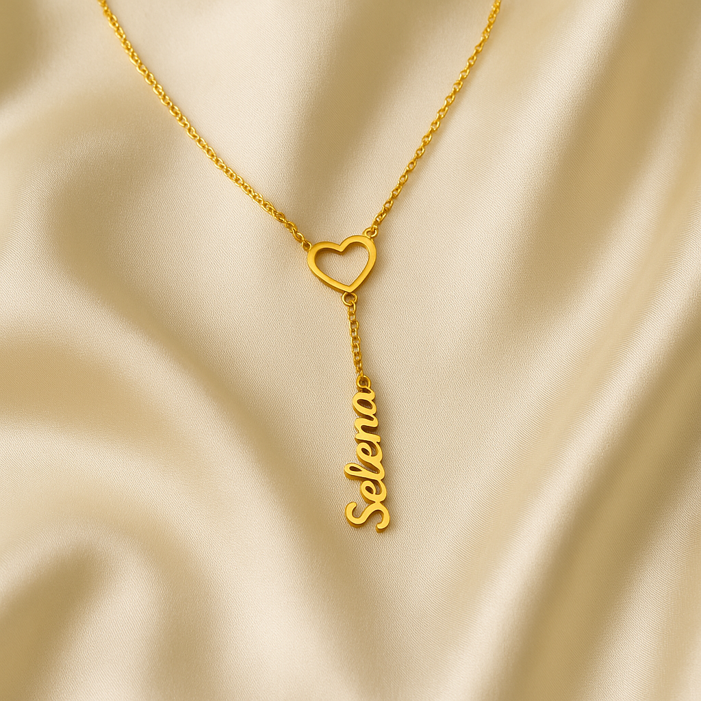 Gepersonaliseerde ketting met een klein hartje en een naam naar keuze