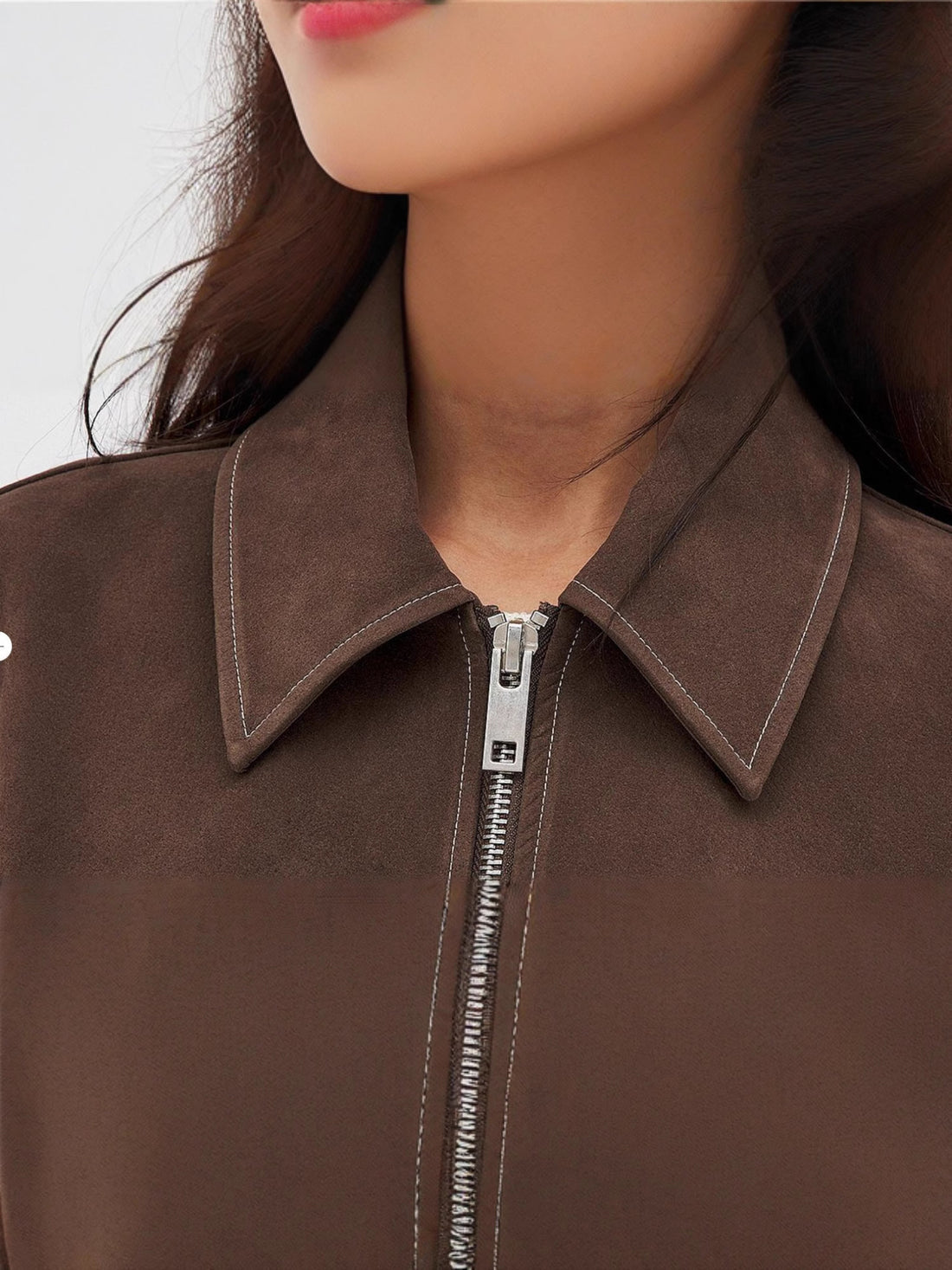 Veste zippée coupe droite – style urbain structuré et finition daim