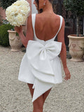 Robe Courte Ajustée avec Noeud et Perles – Décolleté Carré et Dos Boutonné MAX for ME