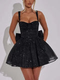 Robe Courte Plissée avec Nœud à la Taille – Manches Longues et Style Épuré MAX for ME