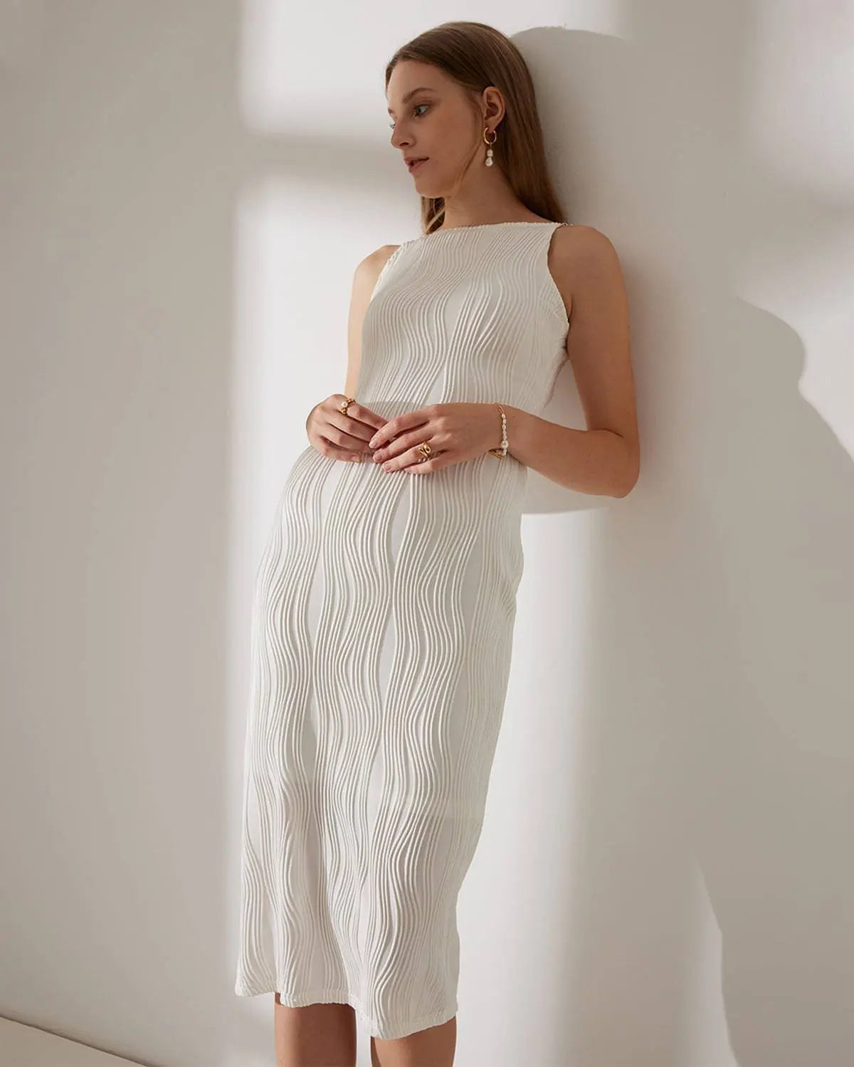 Robe Midi Femme Texturée – Élégante et Chic avec Bretelles 