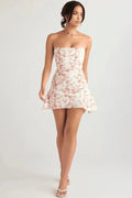 Robe Sophie : élégance florale et modernité assumée 
