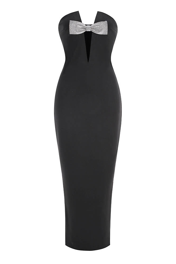Robe de Soirée Chic Longue avec Silhouette Sculptée et Design Minimaliste – Élégance pour Événements Spéciaux 4