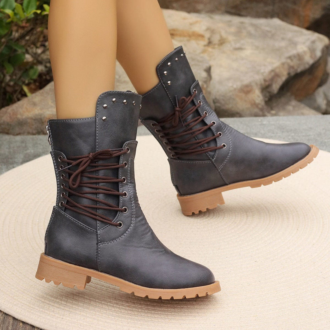 Bottes mi-mollet pour femme – Cuir synthétique – À lacets – Talon épais – Détail clouté Noir / 2 MAX FOR ME