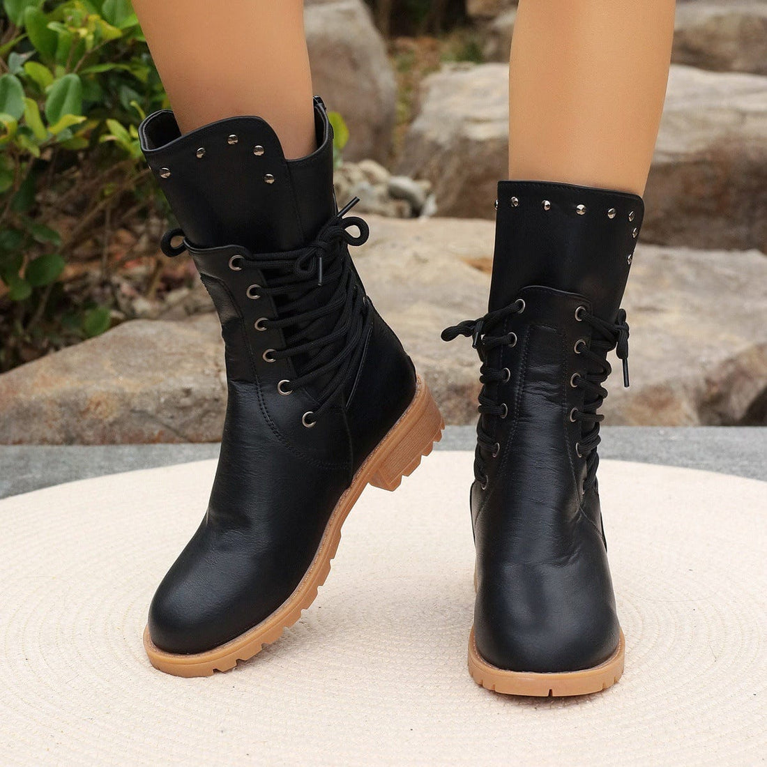 Bottes mi-mollet pour femme – Cuir synthétique – À lacets – Talon épais – Détail clouté Noir / 2 MAX FOR ME