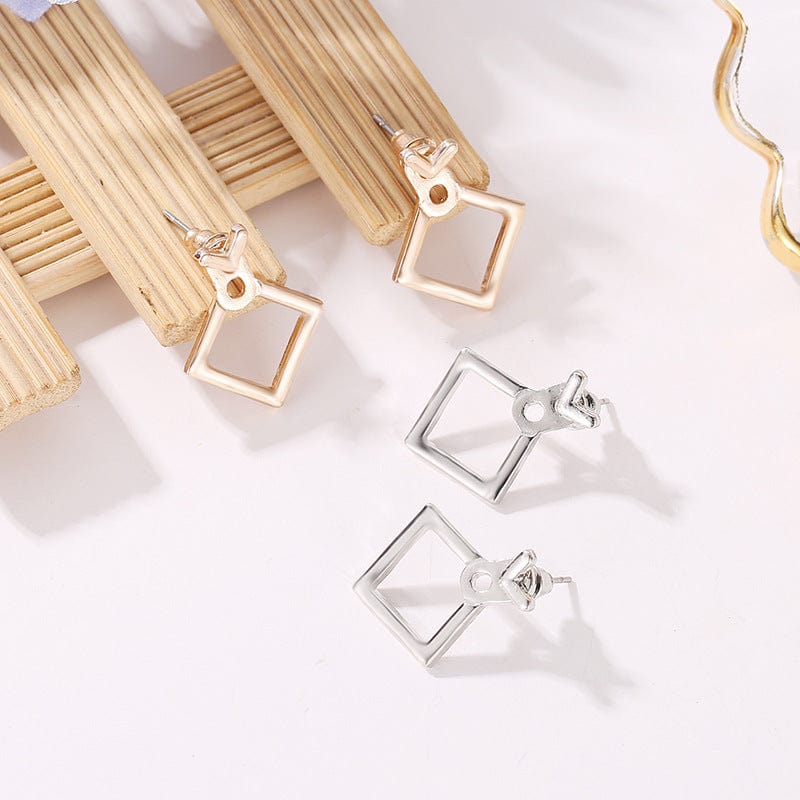 Boucles d’Oreilles Clous Carrés – Minimalistes, Tendance et Sans Nickel MAX for ME