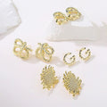 Boucles d’oreilles dorées géométriques – design abstrait et minimaliste Or / Coffret MAX for ME