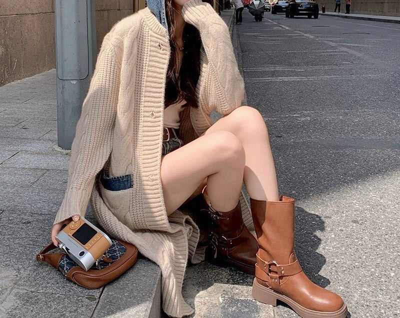 Cardigan capuche porté femme streetwear chic moderne MAX FOR ME
