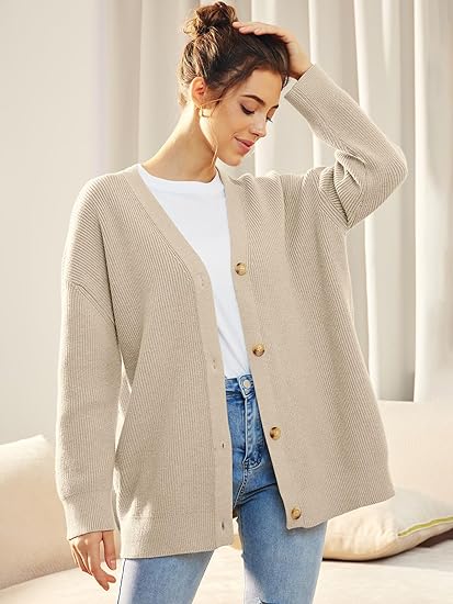 Cardigan col V coupe flatteuse femme bleu marine élégance MAX FOR ME