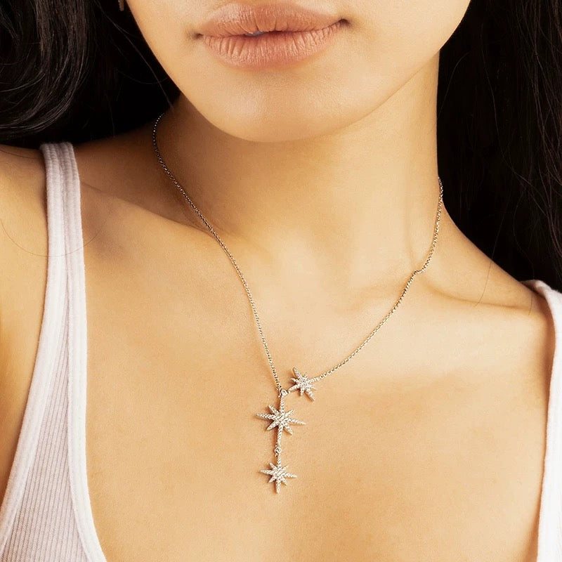 Collier étoile huit branches strass chaîne fine moderne MAX FOR ME