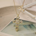Collier pendentif croix scintillante - une touche d'éclat et de foi - MAX FOR ME MAX for ME