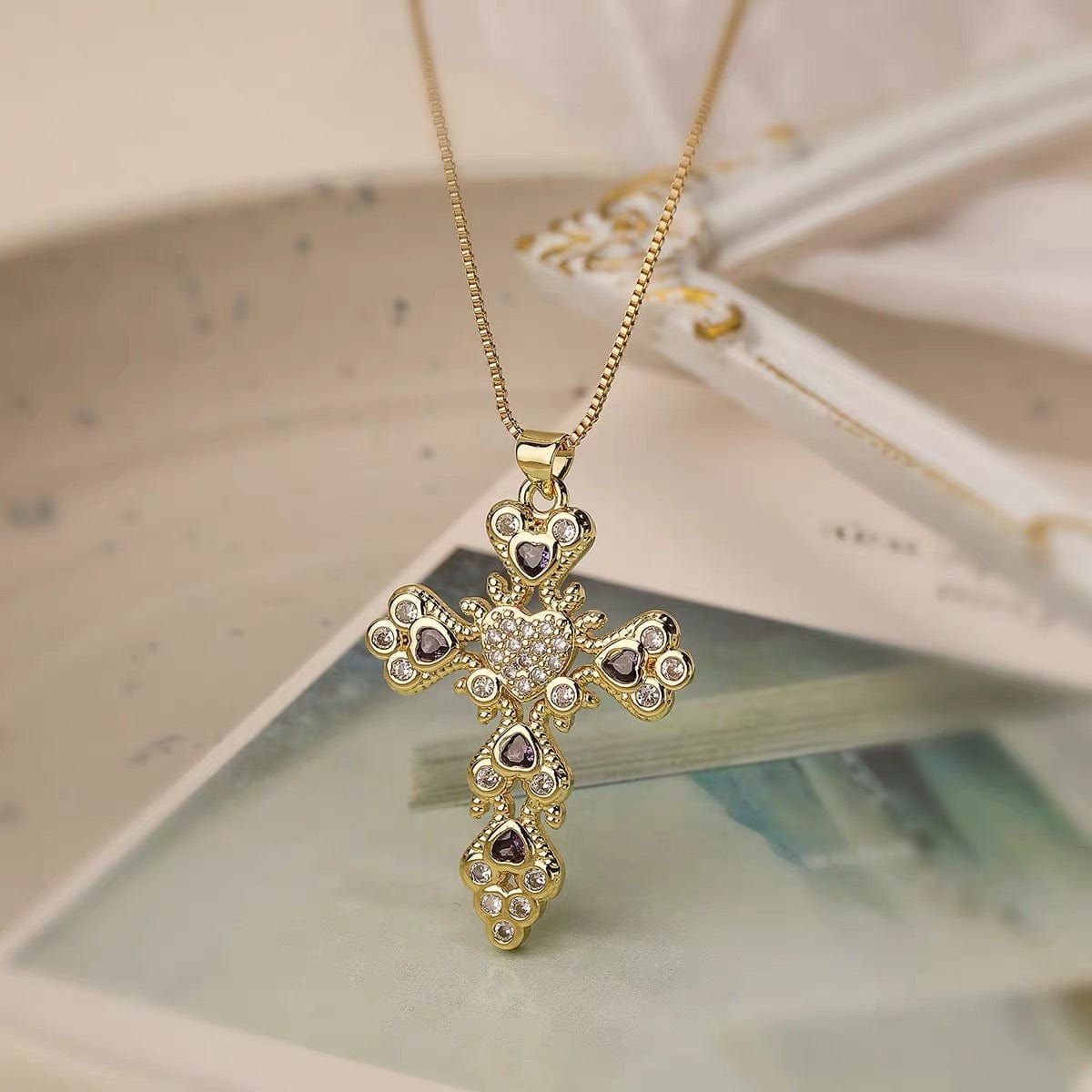 Collier pendentif croix scintillante - une touche d'éclat et de foi - MAX FOR ME MAX for ME