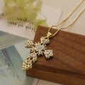Collier pendentif croix scintillante - une touche d'éclat et de foi - MAX FOR ME MAX for ME