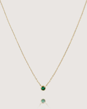 Collier Pendentif Rond Doré avec Pierre Verte – Élégance Minimaliste Vert Foncé / Moyen MAX FOR ME