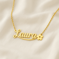 Collier Prénom avec Fleur – Bijou Personnalisé en Acier Inoxydable Or MAX for ME