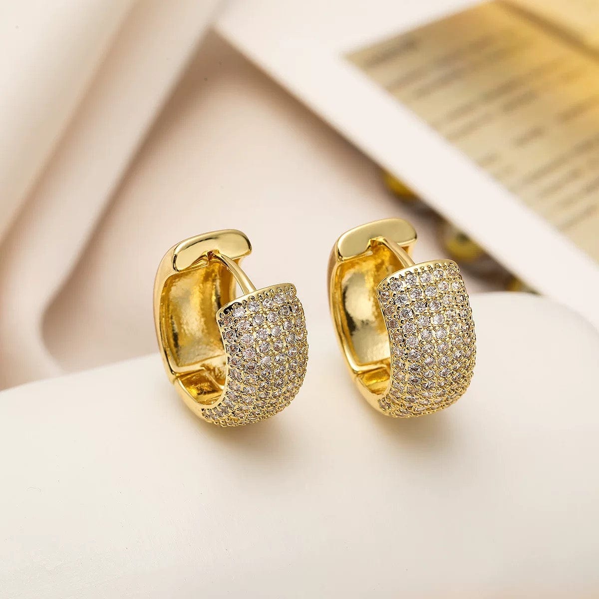 Créoles cœur dorées pavées de zircons - une touche d'éclat romantique - MAX FOR ME Doré / Anneau MAX for ME