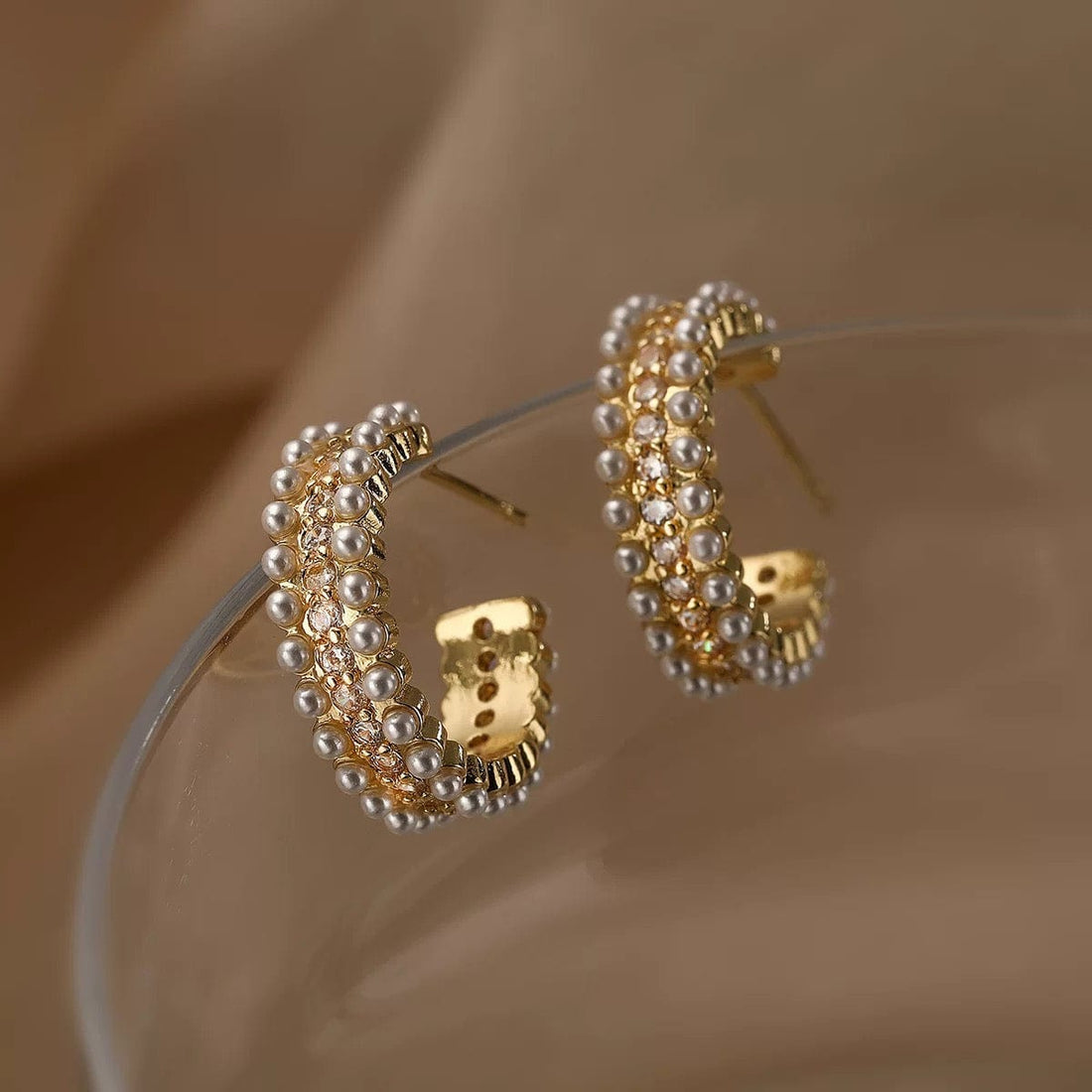 Créoles dorées perles et cristaux - une élégance sophistiquée - MAX FOR ME MAX for ME