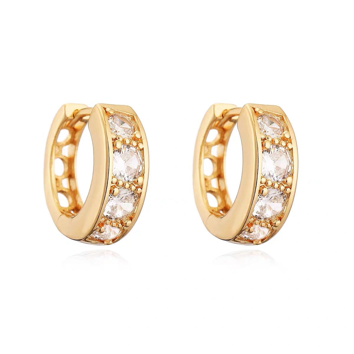 Créoles dorées serties – Mini anneaux 18K avec cristaux éclatants MAX for ME