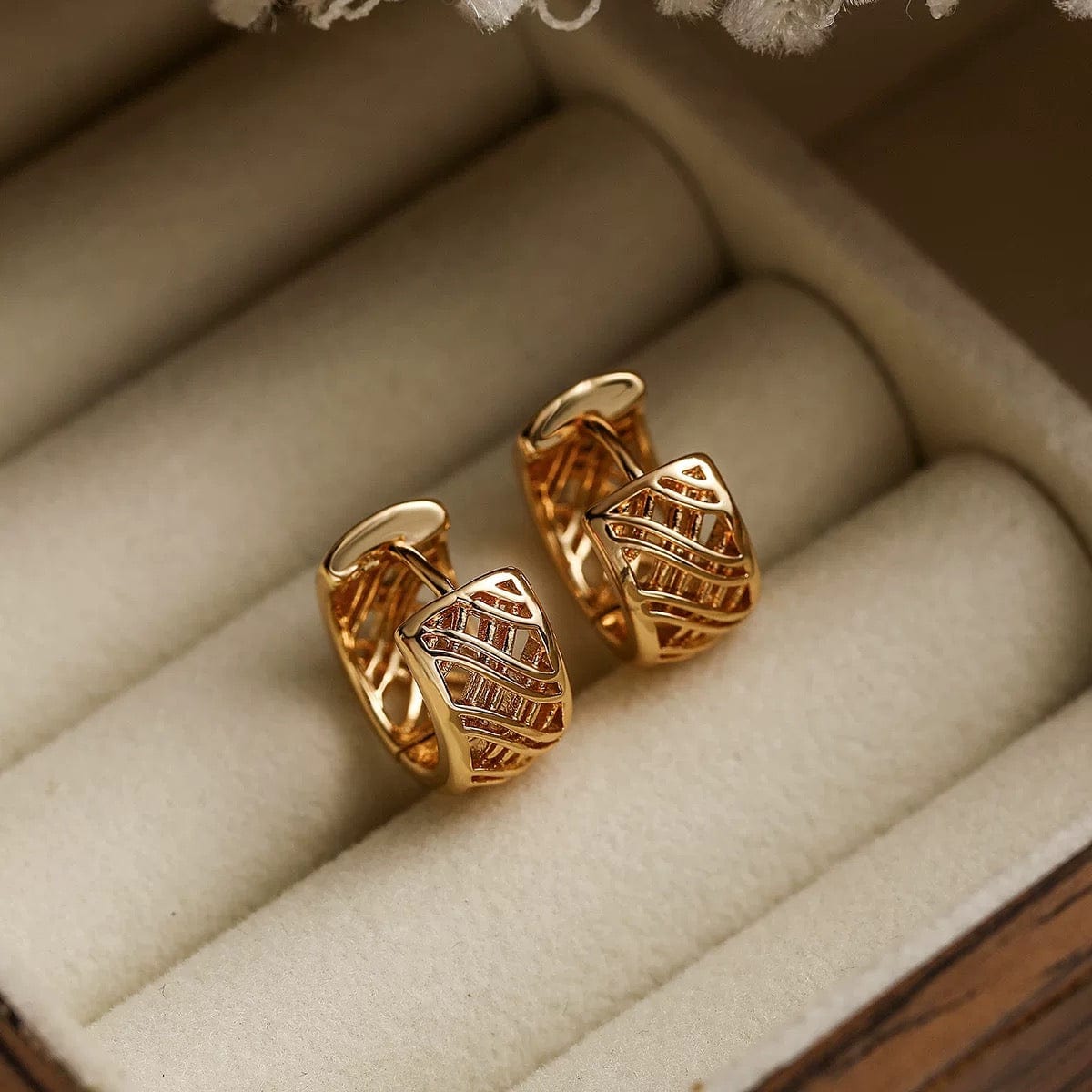 Créoles huggie entrelacées et zircon - éclat et sophistication - MAX FOR ME Doré / Or Rose / Stressée MAX for ME