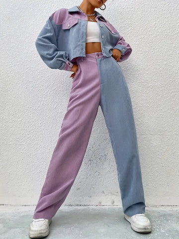 Ensemble colorblock en velours côtelé - Veste courte et pantalon à taille haute.