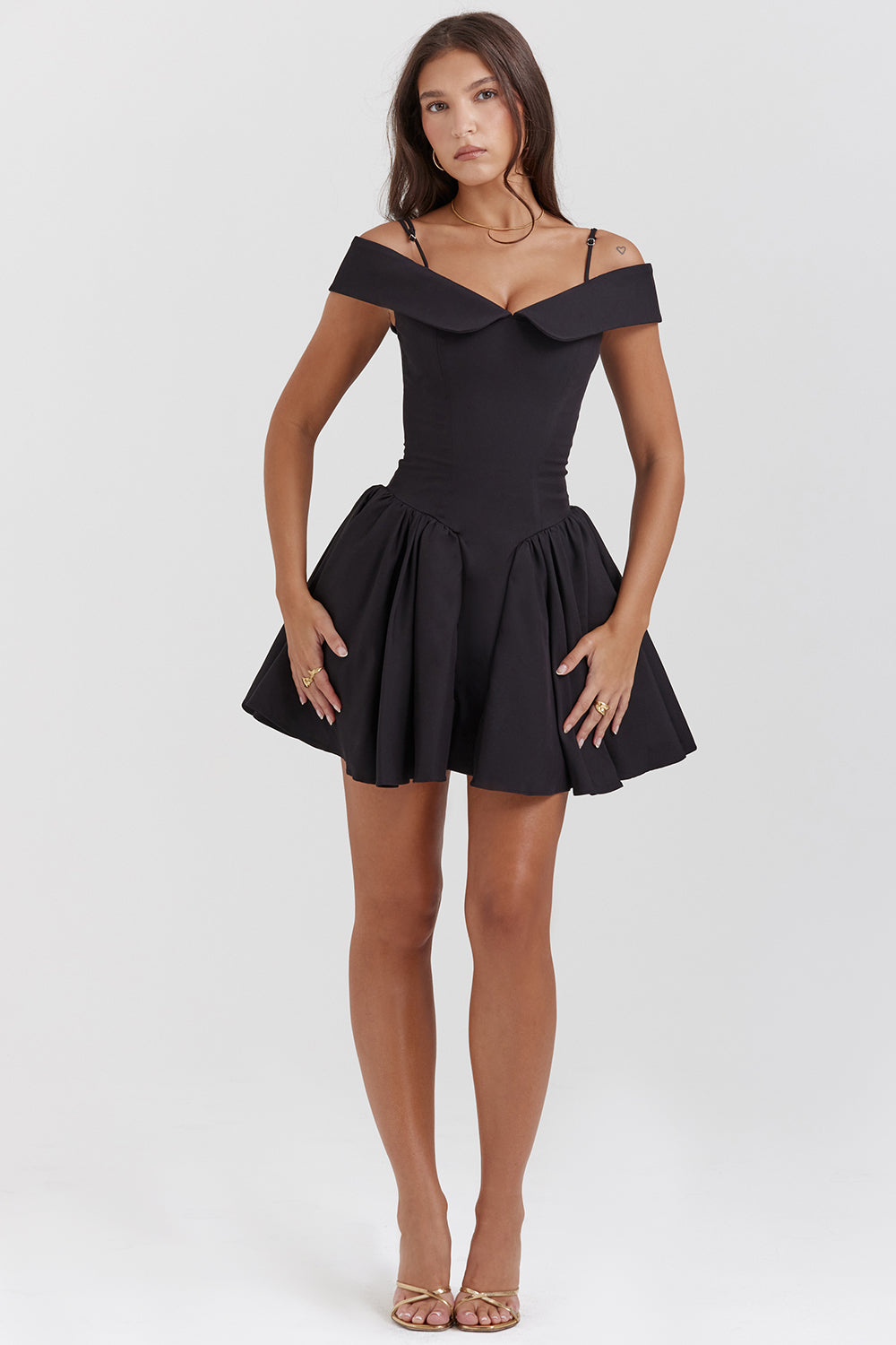 Robe mini Clara avec corset et col épaules dénudées