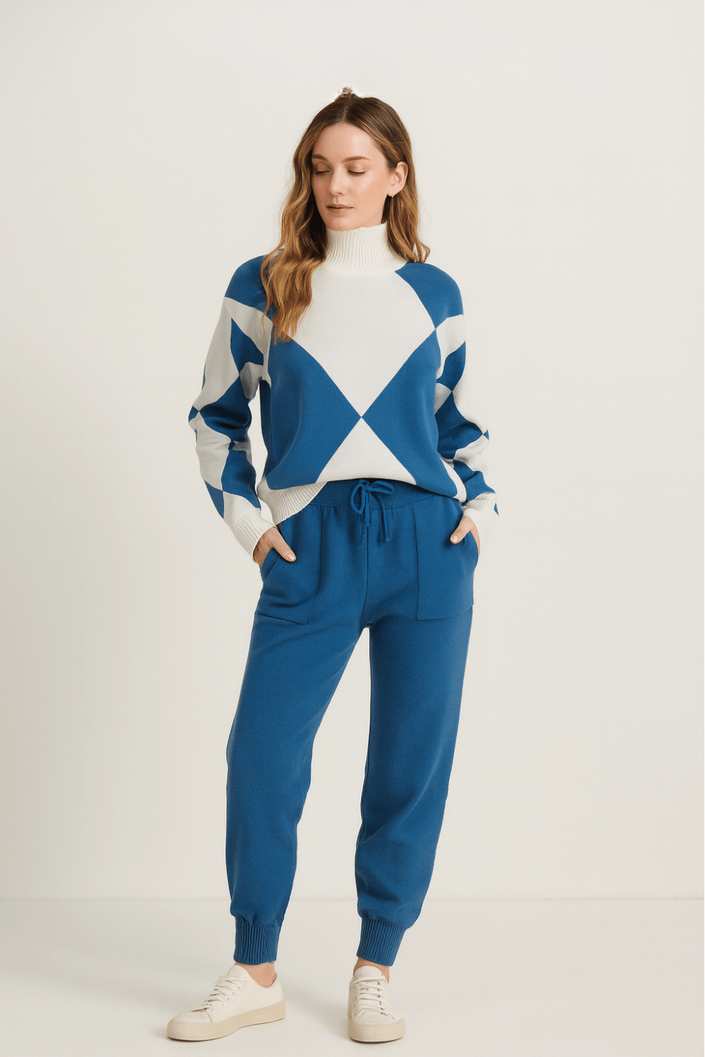 Ensemble 2 pièces- pull col roulé et pantalon style graphique moderne MAX for ME