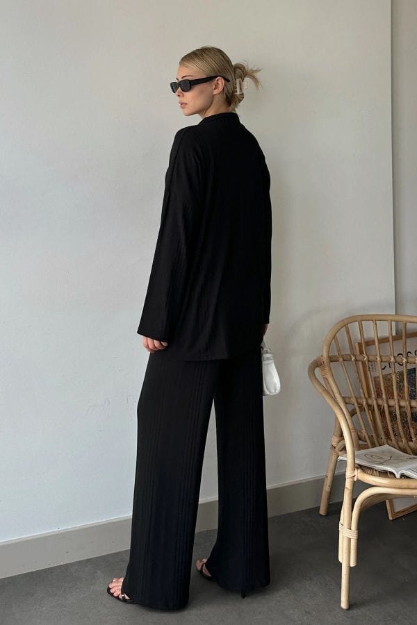 Ensemble deux pièces chic col à revers pour un style moderne et élégant MAX FOR ME