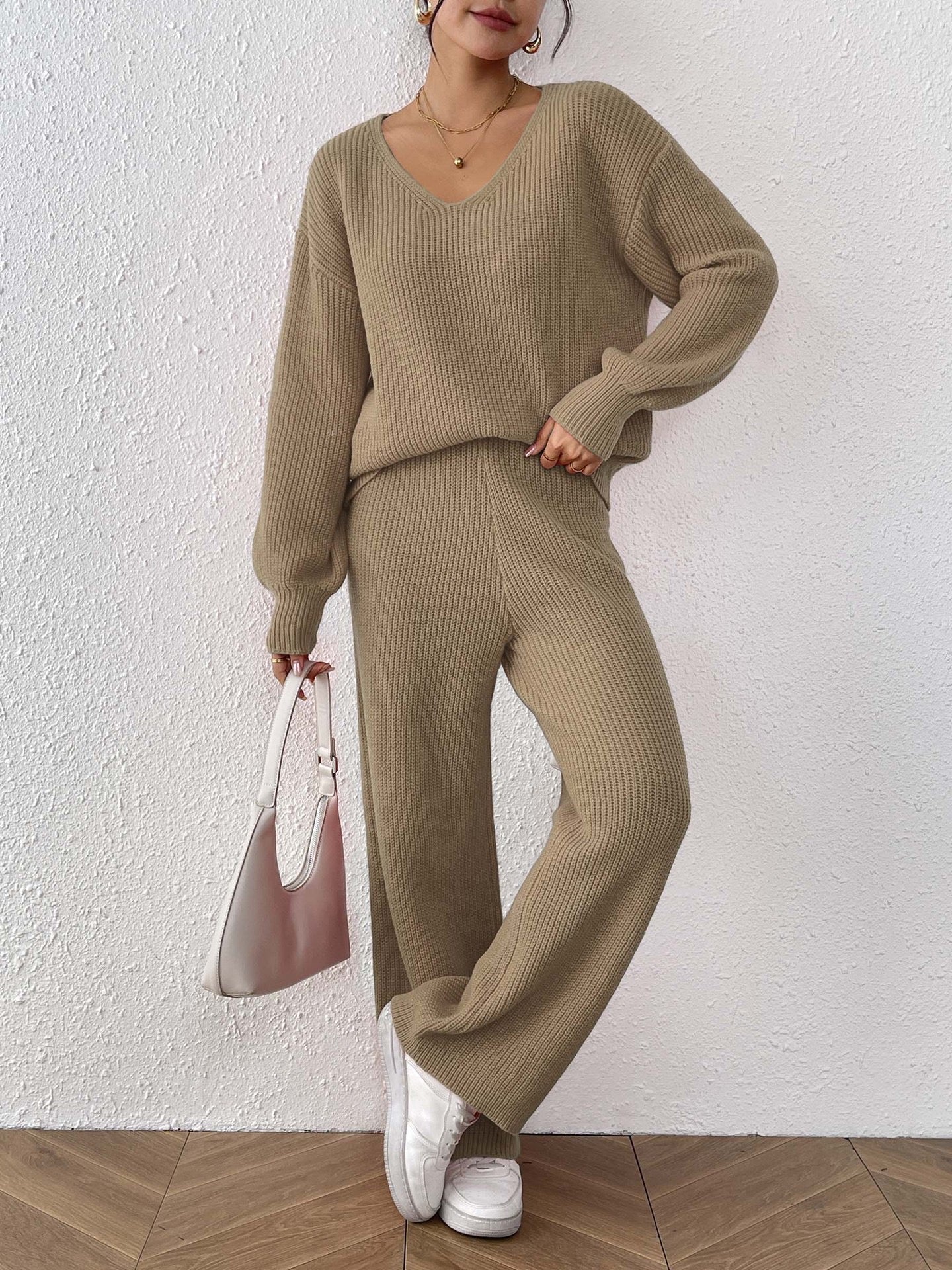 Ensemble maille femme porté lifestyle élégance quotidienne MAX FOR ME