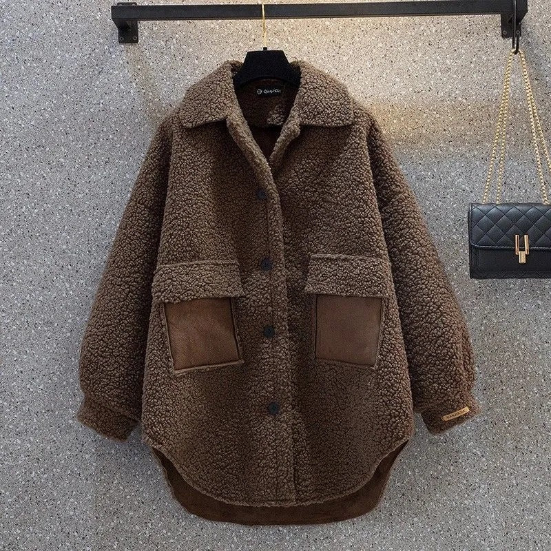 Manteau fausse fourrure oversize marron chic hivernal porté MAX FOR ME