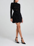 Robe Courte en Dentelle Fleurie Intense – Manches Longues, Rouge ou Noir MAX for ME