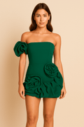 Robe Courte Moulante à Volants Élégants – Coupe Bodycon Structurée 