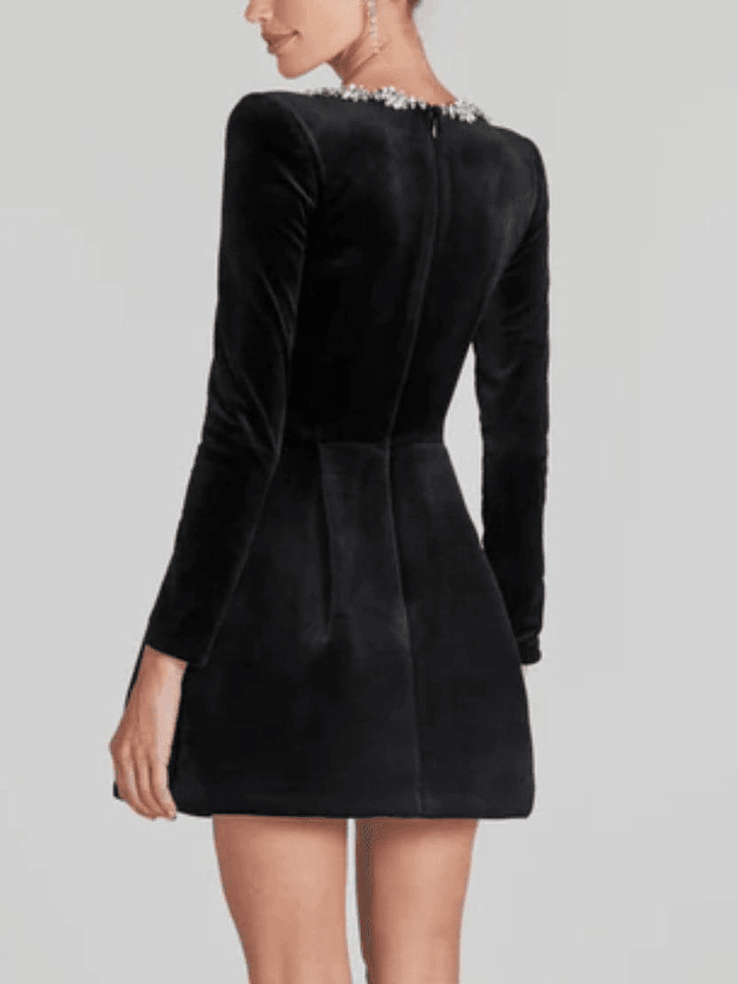 Robe Courte Noire Tweed Chic – Col Bijou et Poches Perlées MAX for ME